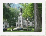 Place D'Armes - Old Quebec * 2592 x 1944 * (2.03MB)